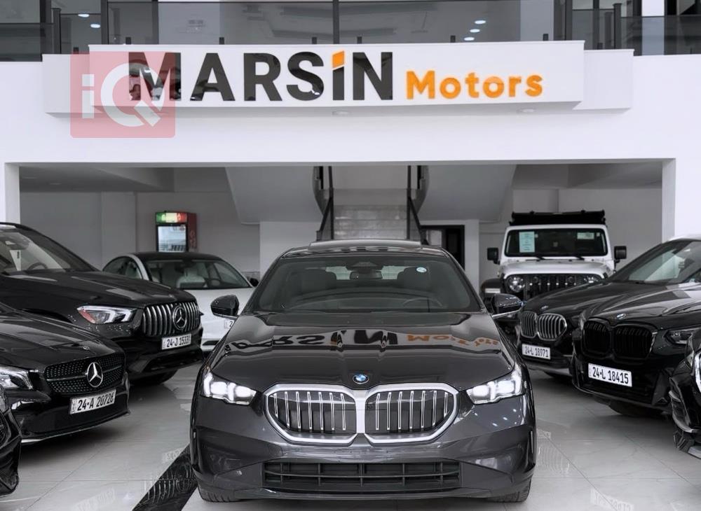 بی ئێم دەبڵیو سیریەس 5